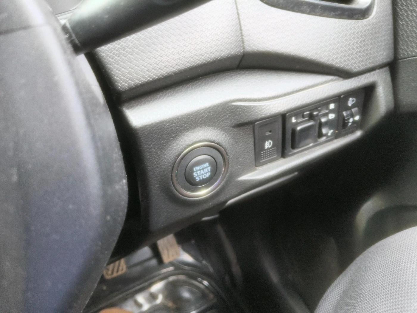2020 Maruti Vitara Brezza VXI, Petrol, Manual, 39,409 km, interior