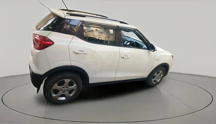 2022 Mahindra XUV300 W6 1.2 PETROL AMT, Petrol, Automatic, 27,241 km, exterior