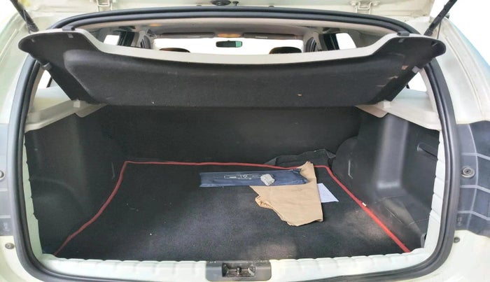 2017 Renault Duster 85 PS RXS MT DIESEL, Diesel, Manual, 1,08,388 km, exterior