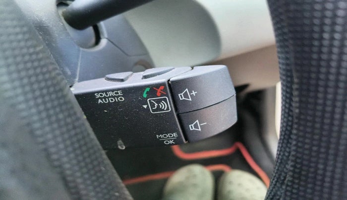 2017 Renault Duster 85 PS RXS MT DIESEL, Diesel, Manual, 1,08,388 km, interior