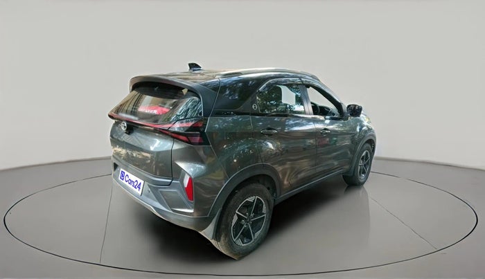 2023 Tata NEXON FEARLESS + SUNROOF DCA DUAL TONE 1.2 PETROL, Petrol, Automatic, 17,493 km, exterior