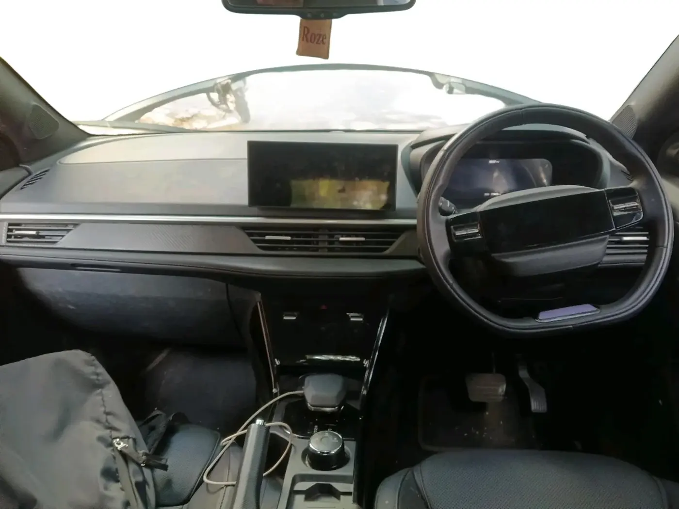 2023 Tata NEXON FEARLESS + SUNROOF DCA DUAL TONE 1.2 PETROL, Petrol, Automatic, 17,493 km, interior