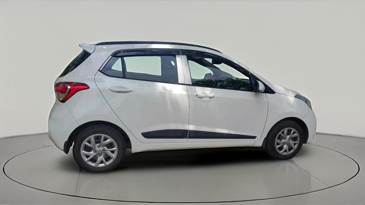 2020 Hyundai Grand i10 SPORTZ 1.2 KAPPA VTVT, Petrol, Manual, 43,576 km, exterior