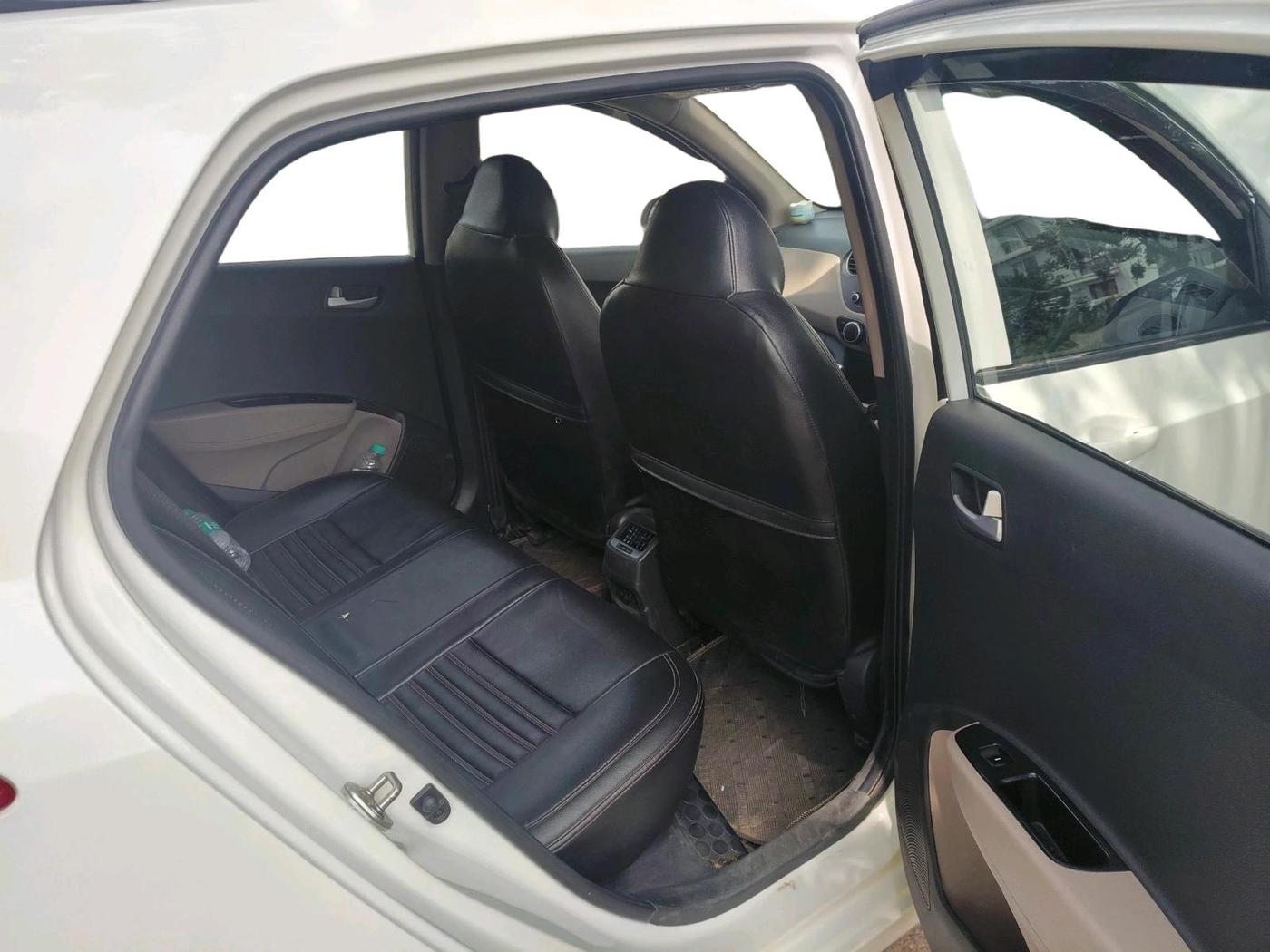 2020 Hyundai Grand i10 SPORTZ 1.2 KAPPA VTVT, Petrol, Manual, 43,576 km, interior
