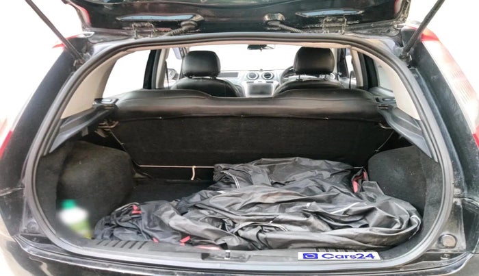 2012 Ford Figo ZXI 1.2 PETROL, Petrol, Manual, 60,672 km, exterior