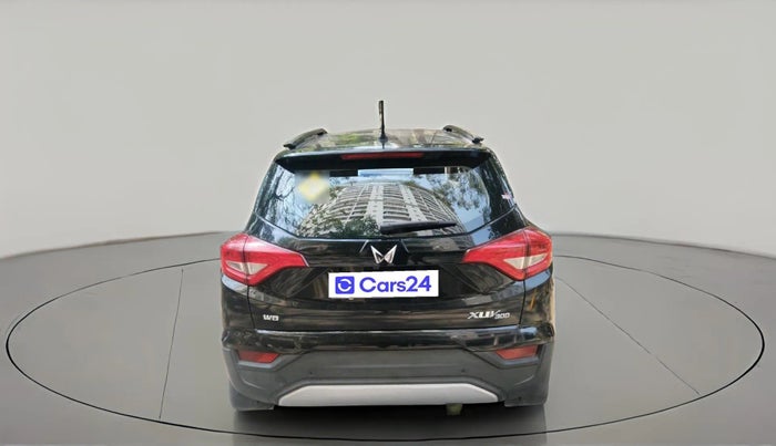 2022 Mahindra XUV300 W8 1.2 PETROL, Petrol, Manual, 21,091 km, exterior