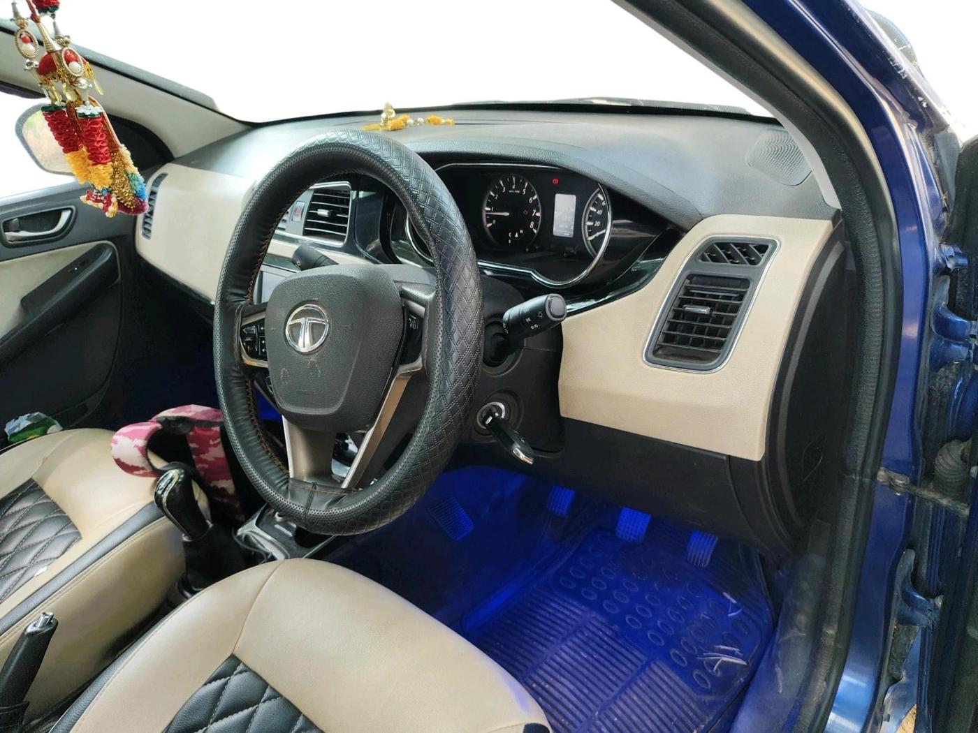 2014 Tata Zest XT PETROL, Petrol, Manual, 74,000 km, interior