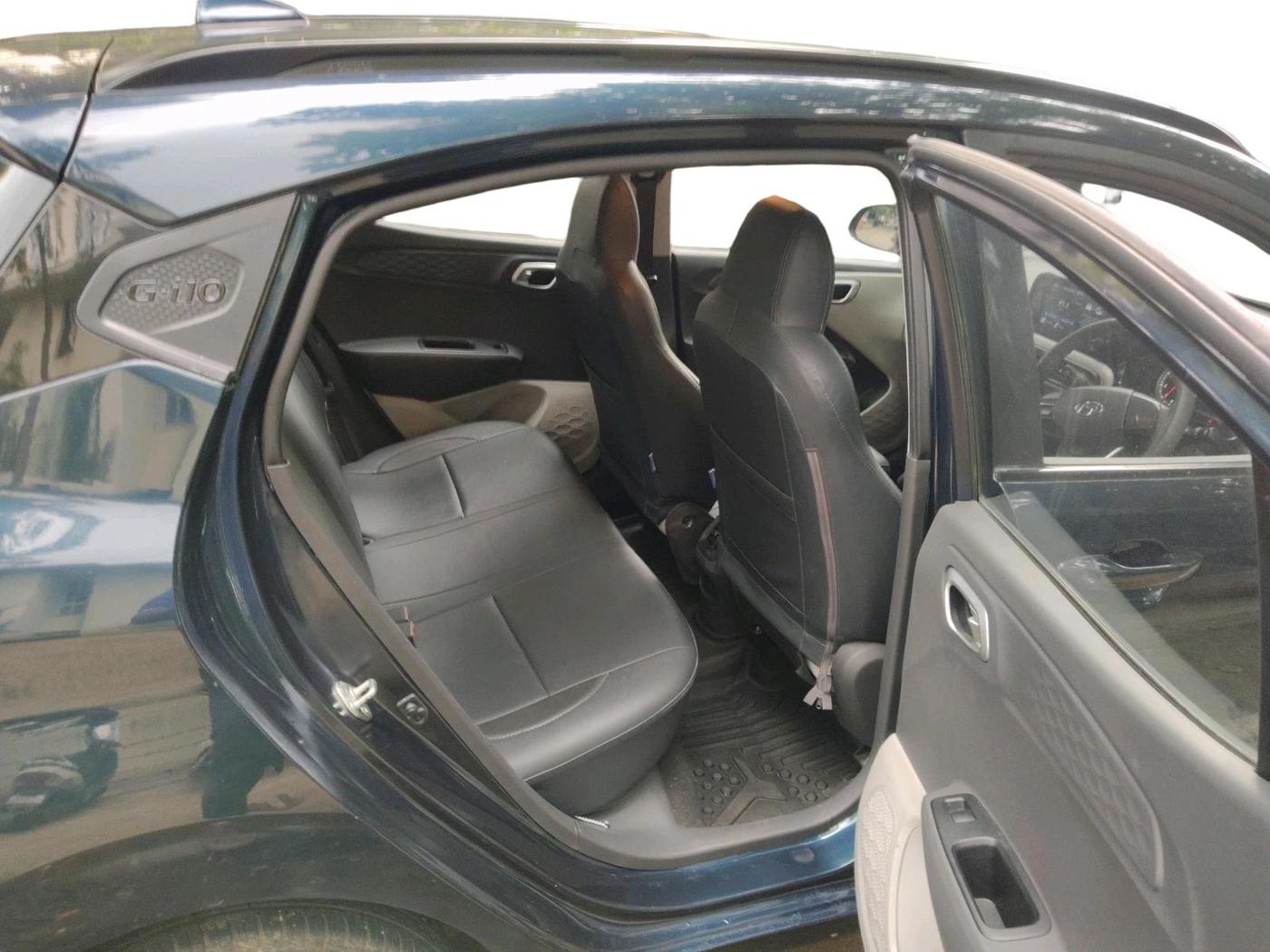2022 Hyundai GRAND I10 NIOS SPORTZ AMT 1.2 KAPPA VTVT, Petrol, Automatic, 13,111 km, interior