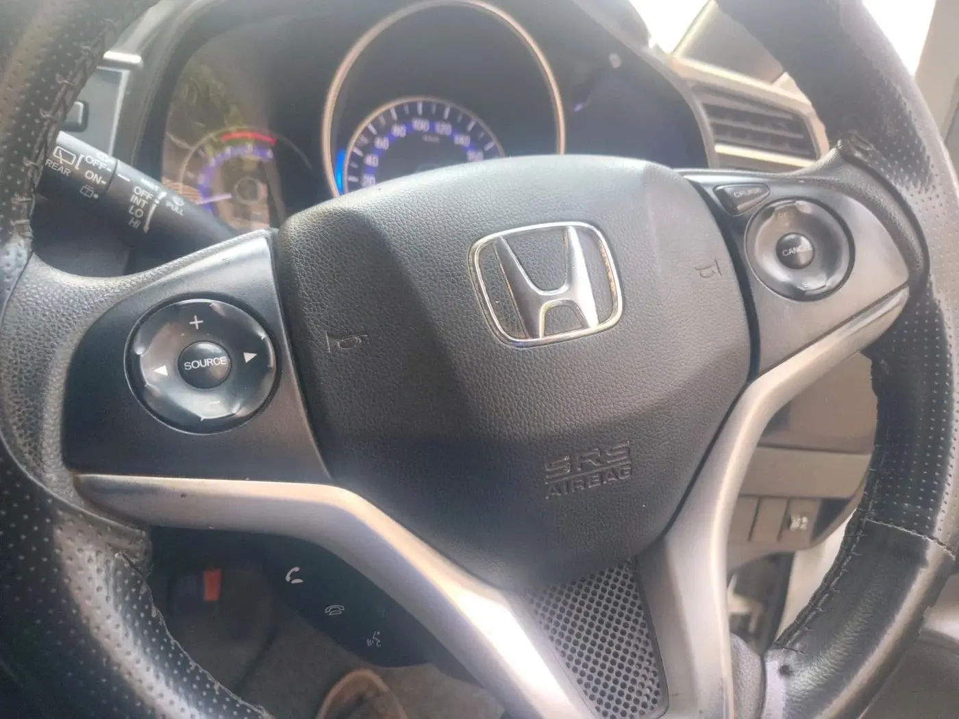 2017 Honda WR-V 1.5L I-DTEC VX MT, Diesel, Manual, 1,30,861 km, interior