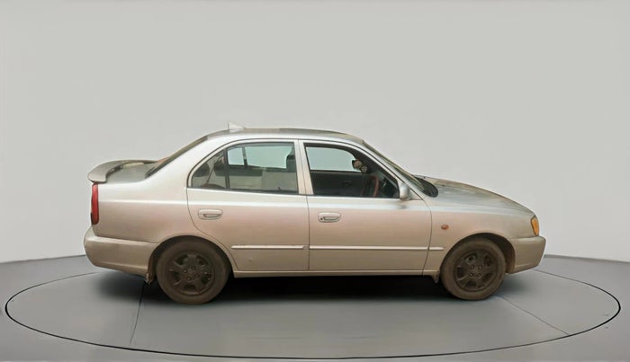 2000 Hyundai Accent GLE, Petrol, Manual, 86,061 km, exterior