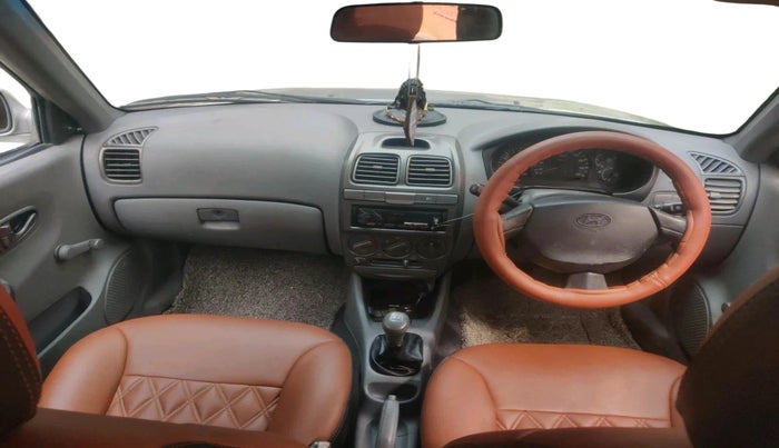 2000 Hyundai Accent GLE, Petrol, Manual, 86,061 km, interior