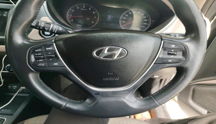 2019 Hyundai Elite i20 ASTA 1.2 (O), Petrol, Manual, 83,372 km, interior