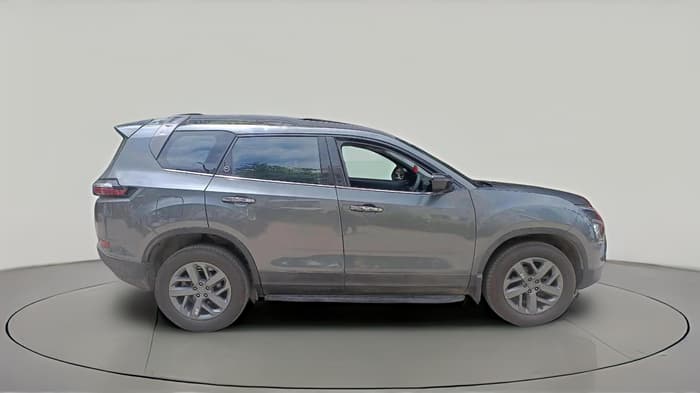 2023 Tata Safari XT PLUS, Diesel, Manual, 11,927 km, exterior