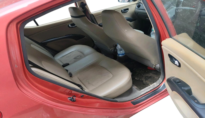 2011 Hyundai i10 MAGNA 1.2, Petrol, Manual, 75,952 km, interior
