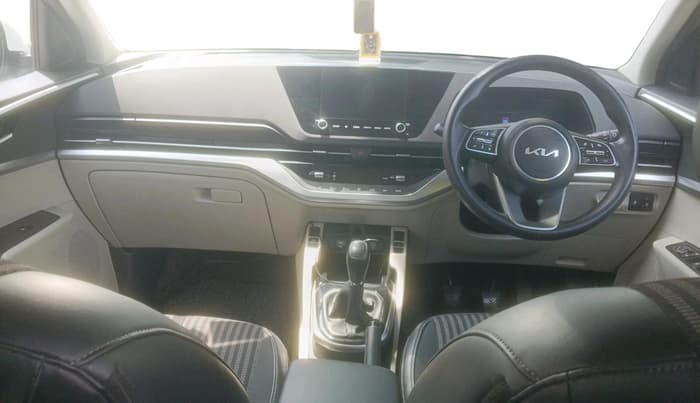 2022 KIA CARENS PRESTIGE PLUS 1.4 PETROL 7 STR, Petrol, Manual, 21,872 km, interior