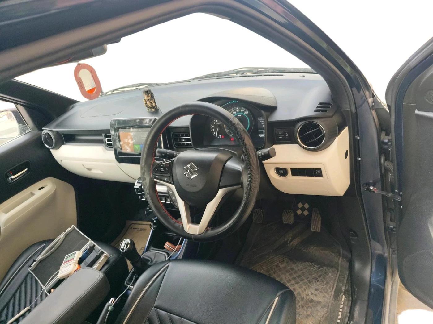 2022 Maruti IGNIS ALPHA 1.2, Petrol, Manual, 17,909 km, interior