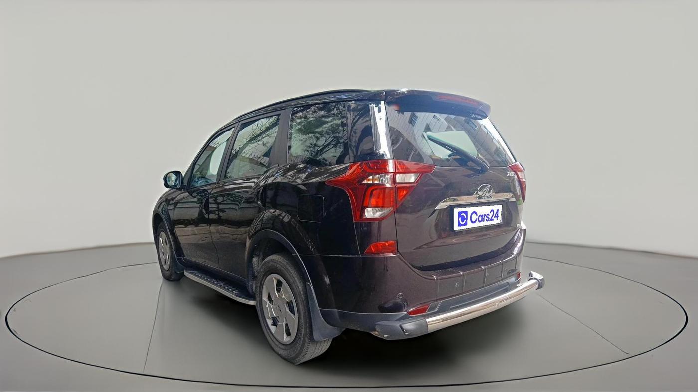 2019 Mahindra XUV500 W7, Diesel, Manual, 28,062 km, exterior