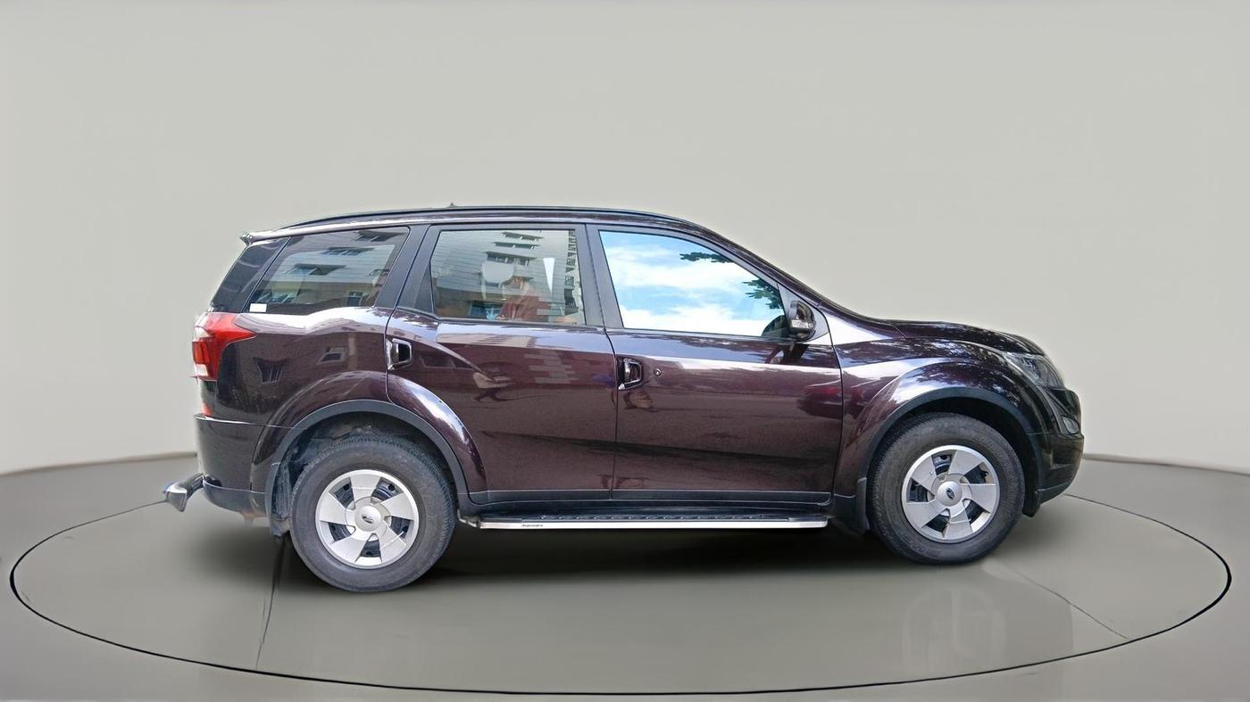 2019 Mahindra XUV500 W7, Diesel, Manual, 28,062 km, exterior