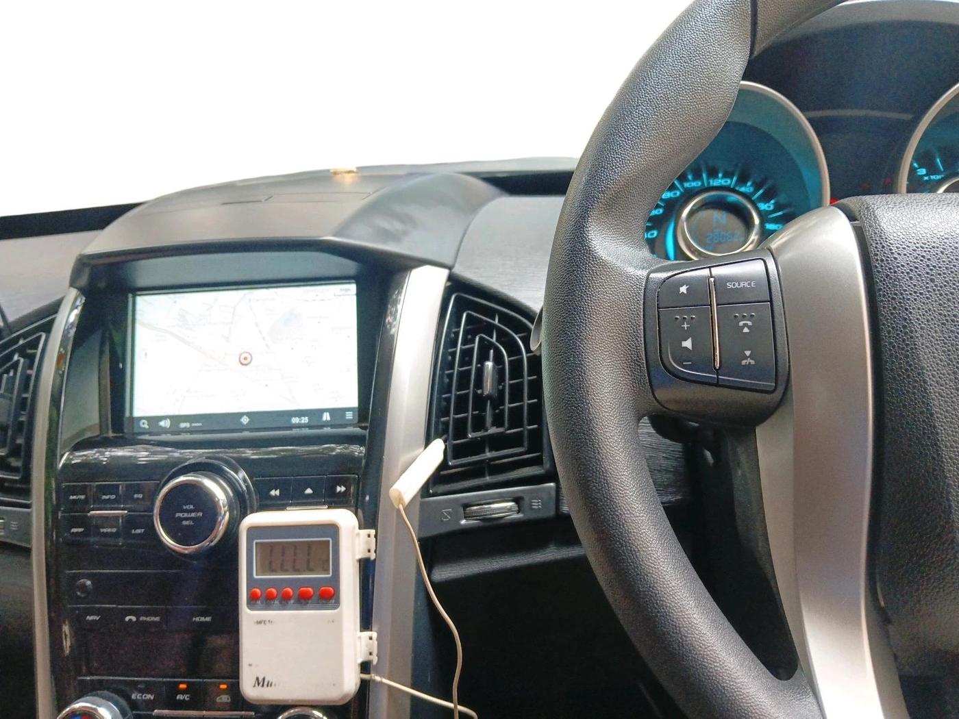 2019 Mahindra XUV500 W7, Diesel, Manual, 28,062 km, interior