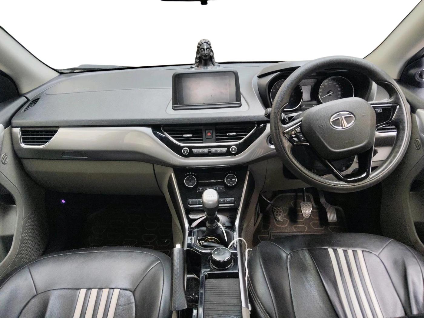 2018 Tata NEXON XZ PLUS PETROL, Petrol, Manual, 81,681 km, interior