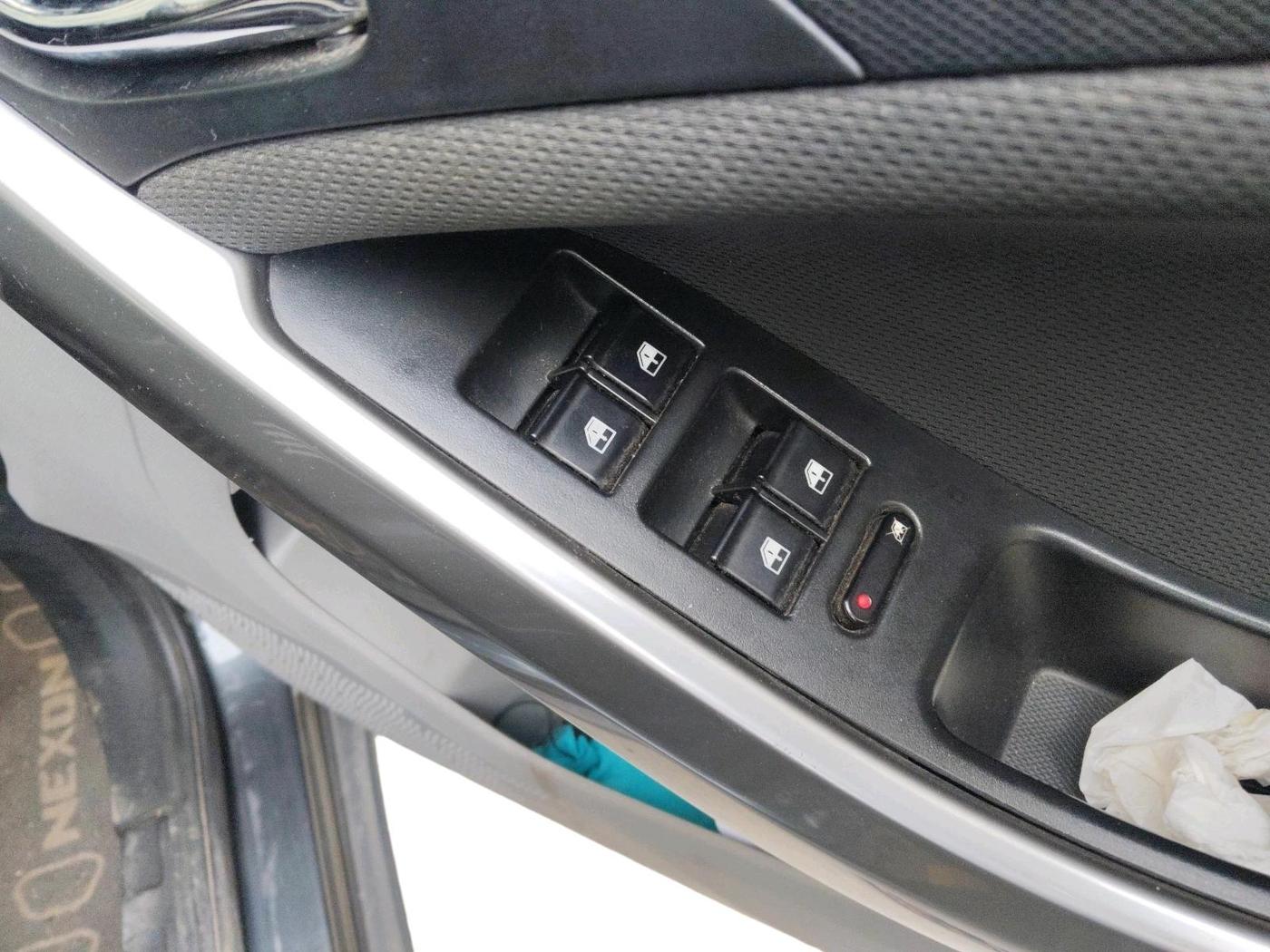 2018 Tata NEXON XZ PLUS PETROL, Petrol, Manual, 81,681 km, interior