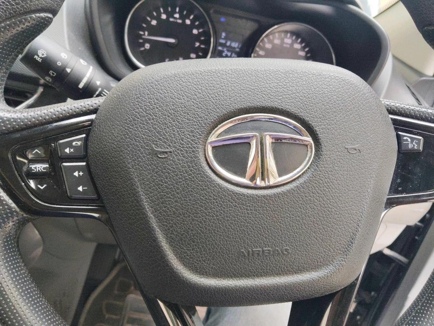 2018 Tata NEXON XZ PLUS PETROL, Petrol, Manual, 81,681 km, interior