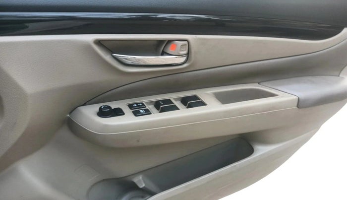 2015 Maruti Ciaz ZXI+, Petrol, Manual, 1,32,071 km, interior