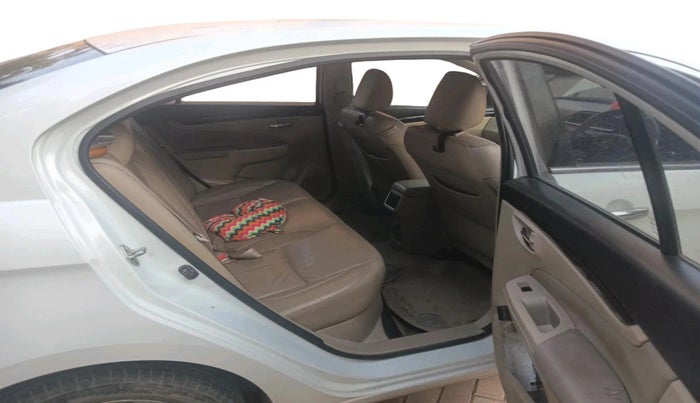 2015 Maruti Ciaz ZXI+, Petrol, Manual, 1,32,071 km, interior