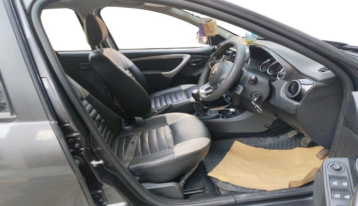 2019 Renault Duster RXS 1.5 PETROL MT, Petrol, Manual, 52,485 km, interior