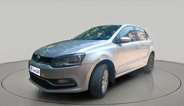 2016 Volkswagen Polo COMFORTLINE 1.2L, Petrol, Manual, 1,12,747 km, exterior