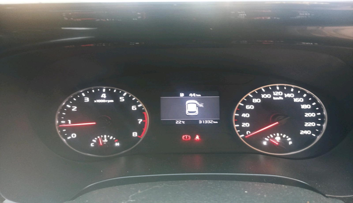 2020 KIA SELTOS HTK PLUS 1.5, Petrol, Manual, 31,332 km, interior