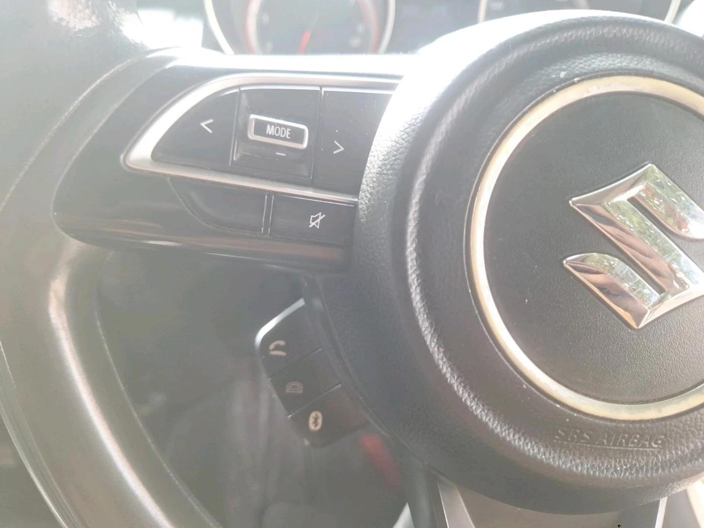 2018 Maruti Swift VXI AMT, Petrol, Automatic, 1,46,819 km, interior