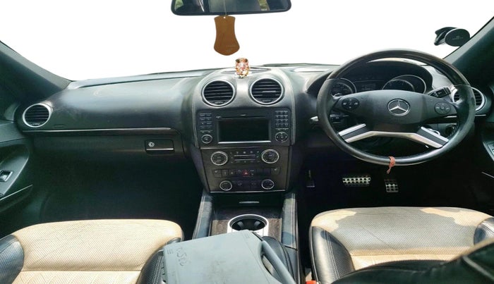 2013 Mercedes Benz GL Class 350 CDI 4Matic, Diesel, Automatic, 1,91,080 km, interior