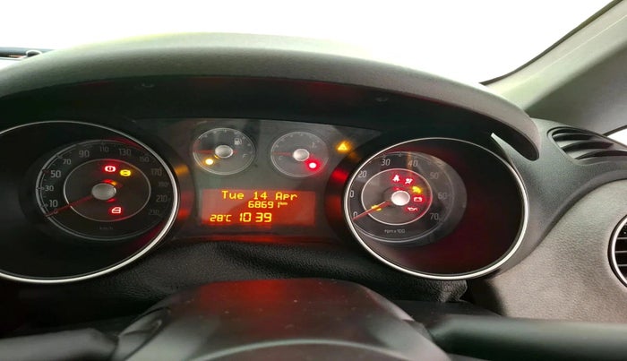 2015 Fiat Avventura EMOTION MULTIJET 1.3, Diesel, Manual, 68,691 km, interior