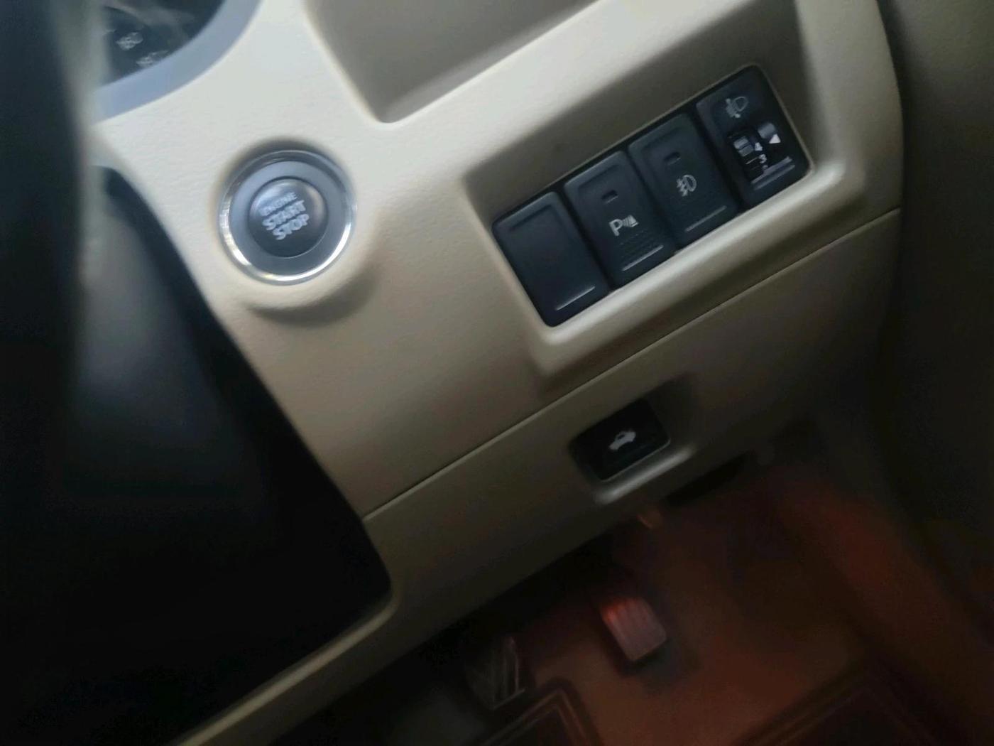 2018 Maruti Ciaz ALPHA 1.4 PETROL, Petrol, Manual, 1,19,125 km, interior