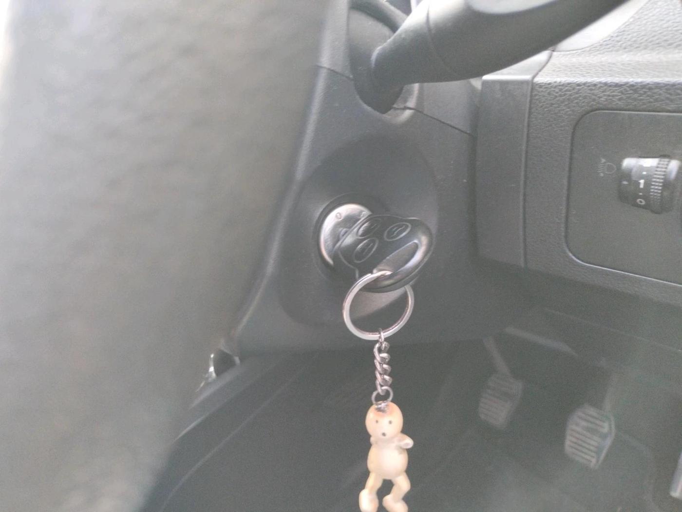 2011 Ford Figo ZXI 1.2 PETROL, Petrol, Manual, 66,050 km, interior
