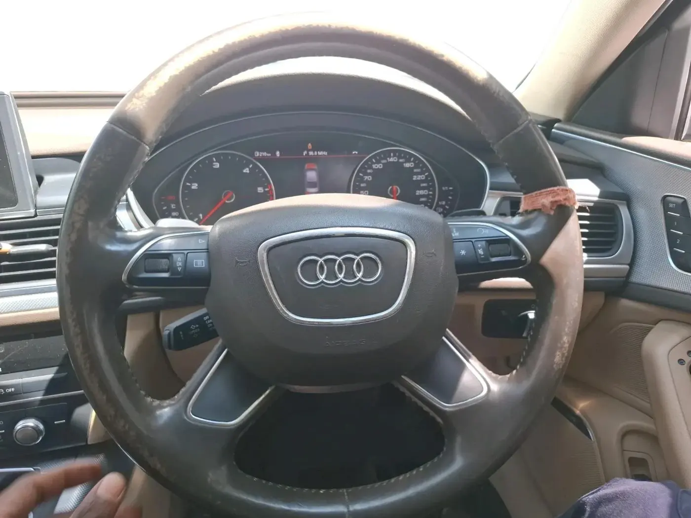2011 Audi A6 2.0 TDI, Diesel, Automatic, 1,38,000 km, interior
