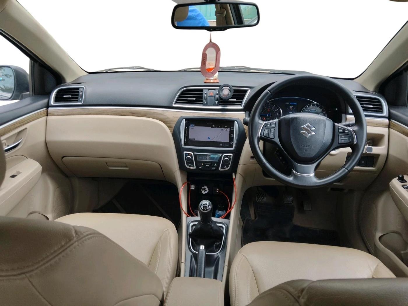 2018 Maruti Ciaz ALPHA 1.5 SHVS PETROL, Petrol, Manual, 21,731 km, interior