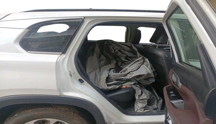 2023 Maruti Grand Vitara ALPHA SMART HYBRID, Petrol, Manual, 23,514 km, interior