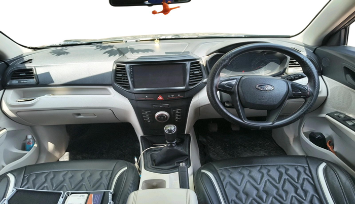 2020 Mahindra XUV300 W4 1.2 PETROL, Petrol, Manual, 46,264 km, interior
