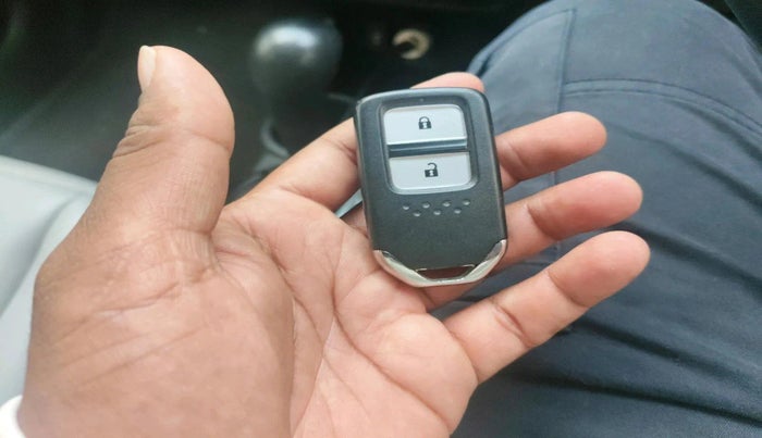 2016 Honda BR-V 1.5L I-VTEC V CVT, Petrol, Automatic, 97,833 km, interior