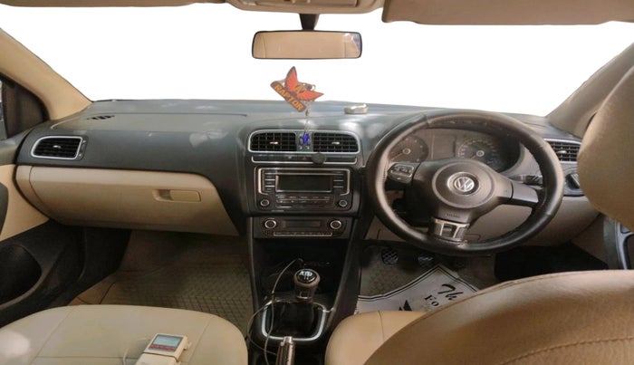 2013 Volkswagen Polo HIGHLINE1.2L, Petrol, Manual, 75,183 km, interior