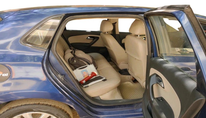 2013 Volkswagen Polo HIGHLINE1.2L, Petrol, Manual, 75,183 km, interior