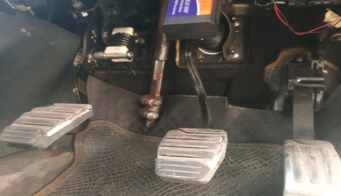 2018 Mahindra XUV500 W11, Diesel, Manual, 66,937 km, interior