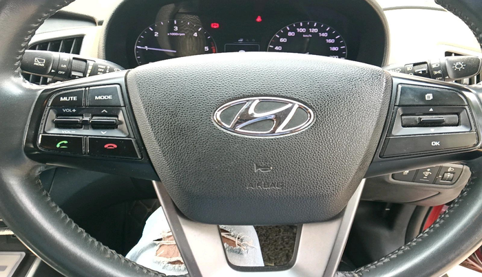 2016 Hyundai Creta SX (O) 1.6 DIESEL, Diesel, Manual, 1,05,440 km, interior