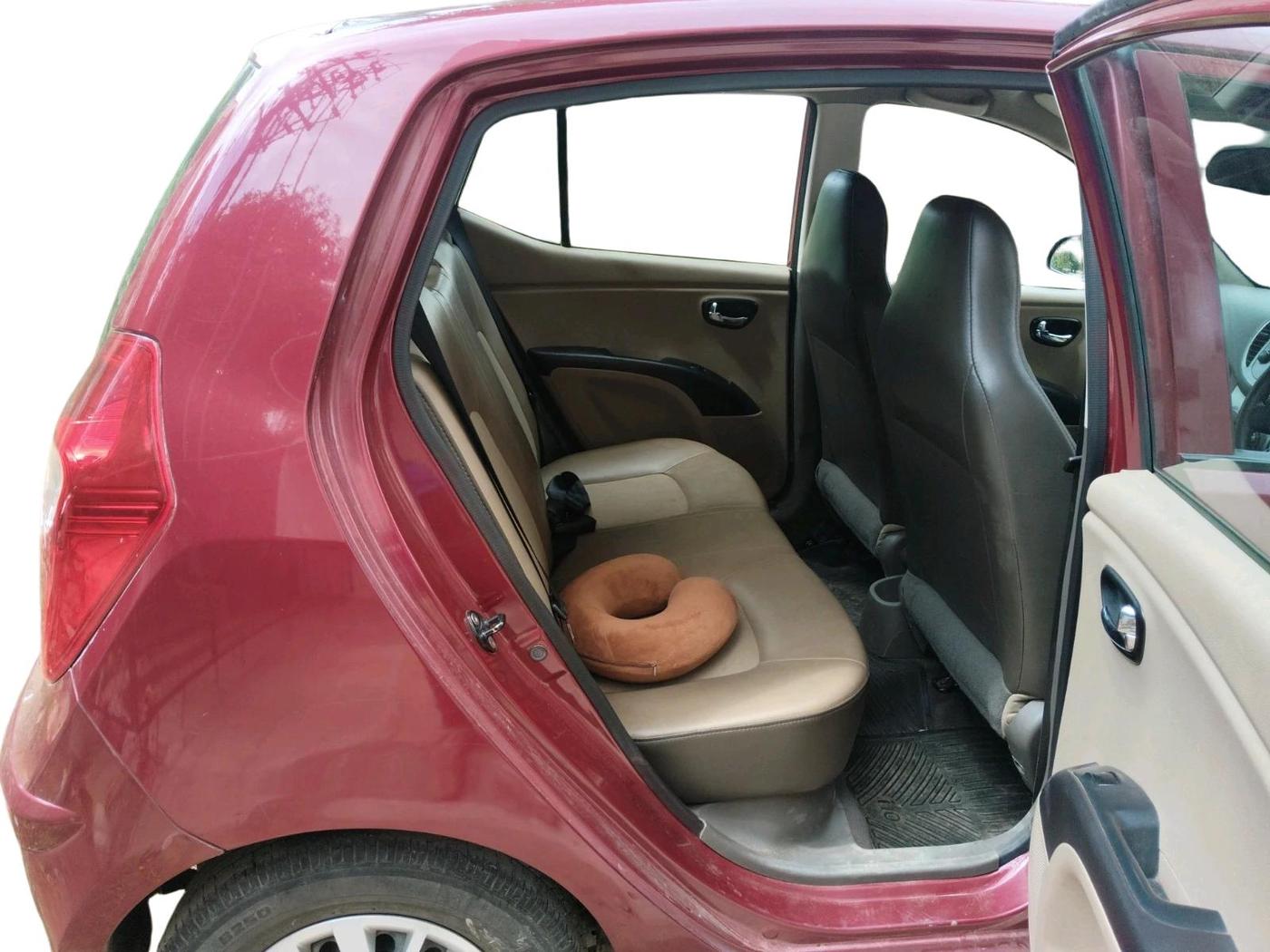 2014 Hyundai i10 SPORTZ 1.1, Petrol, Manual, 46,648 km, interior