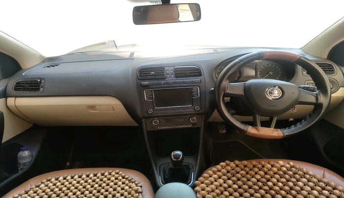 2021 Skoda Rapid ACTIVE 1.0 TSI, Petrol, Manual, 39,073 km, interior