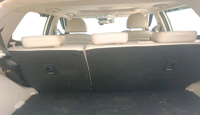 2019 Mahindra XUV300 W8 (O) 1.5 DIESEL, Diesel, Manual, 78,575 km, exterior