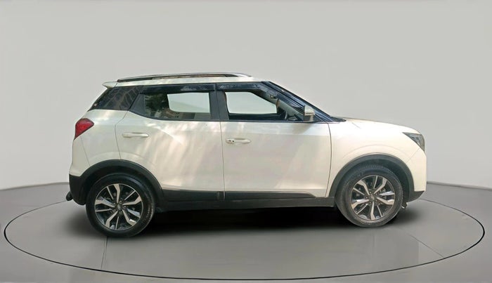 2019 Mahindra XUV300 W8 (O) 1.5 DIESEL, Diesel, Manual, 78,575 km, exterior