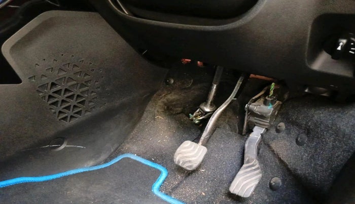 2022 Renault Kiger RXZ TURBO CVT, Petrol, Automatic, 9,974 km, interior